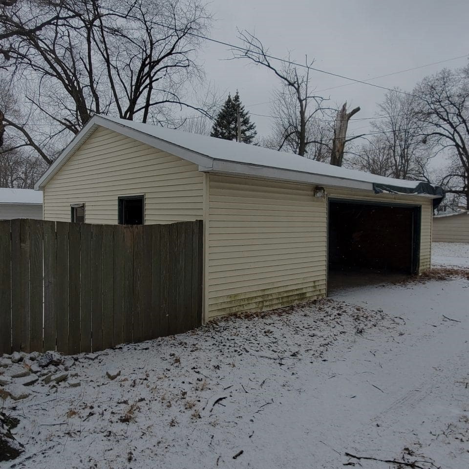 Indiana garage in need of garage demolition services